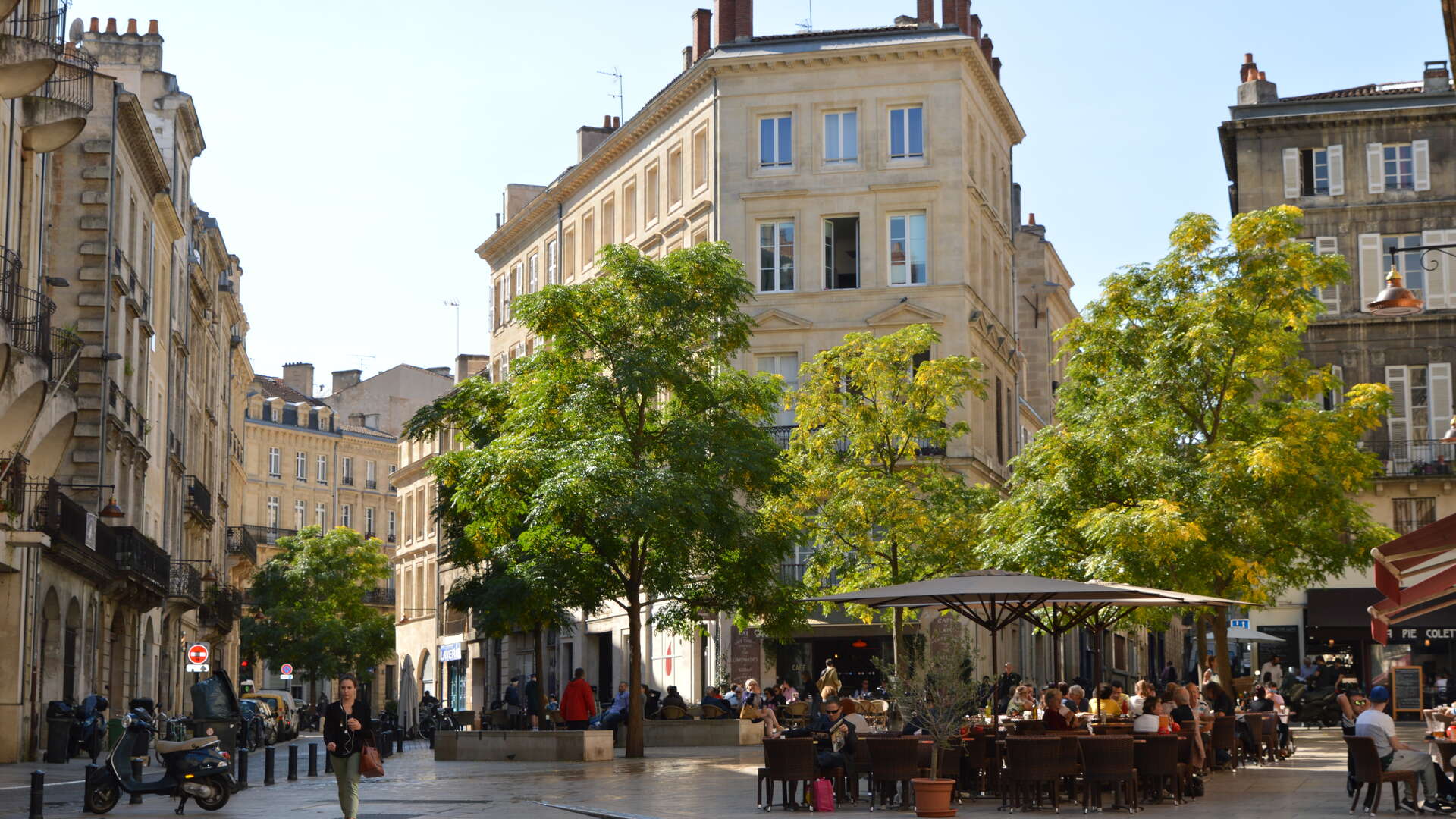 Bordeaux city on sale